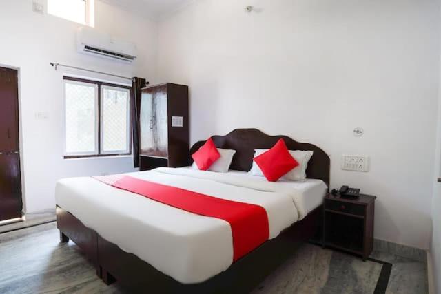 Backpackers Karma Home Stay Khajurāho Esterno foto